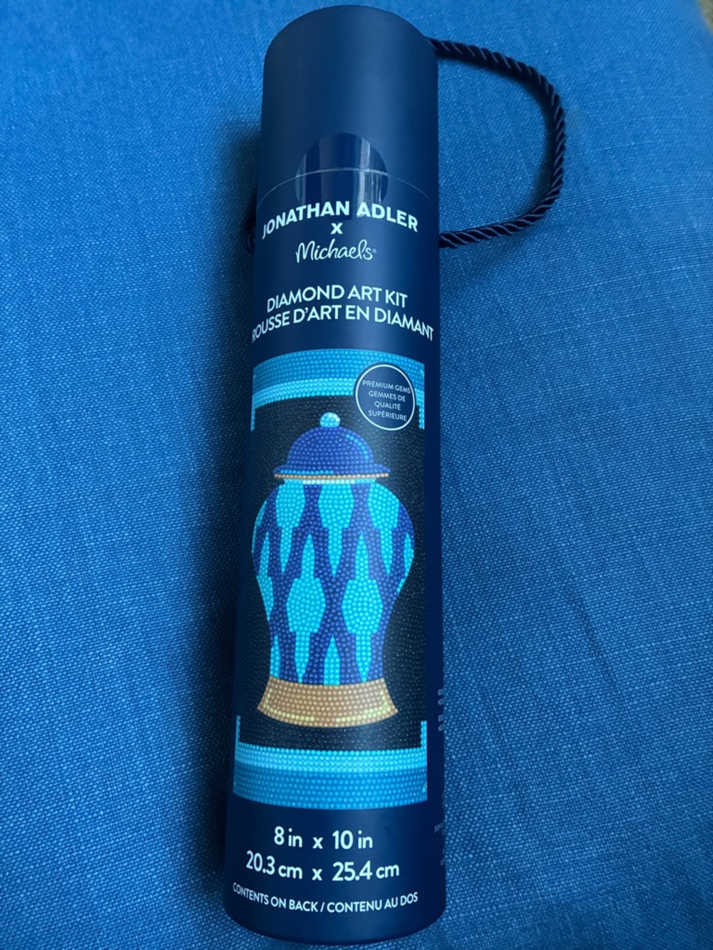 Jonathan Adler Blue and Gold Diamond Art Kit - Patterned Vase